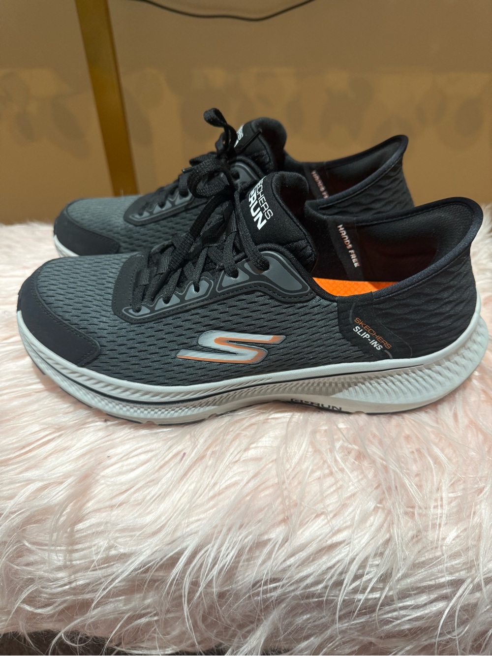 Skechers GOrun Men's Athletic Sneakers - Black/Grey 2.0